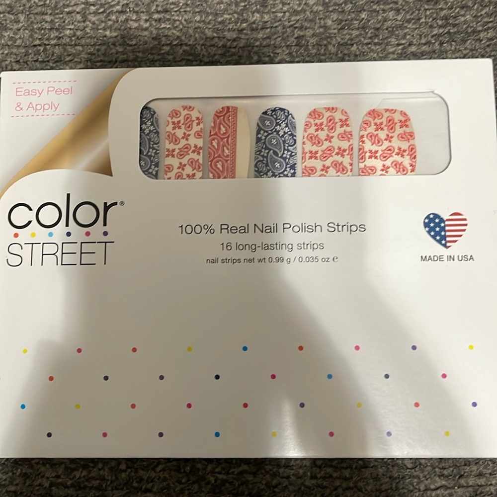 Colorstreet Going Bandanas